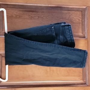 AE size 8 Short dream jeans.